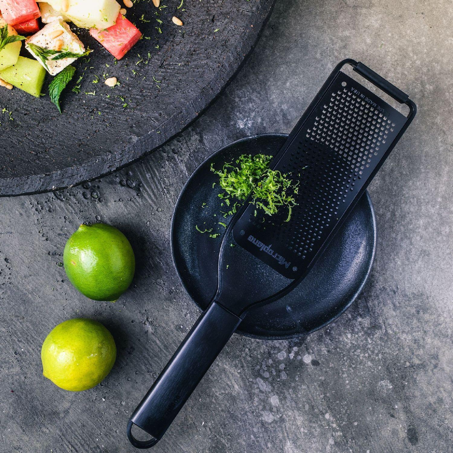 Jemné struhadlo Black Sheep, černá