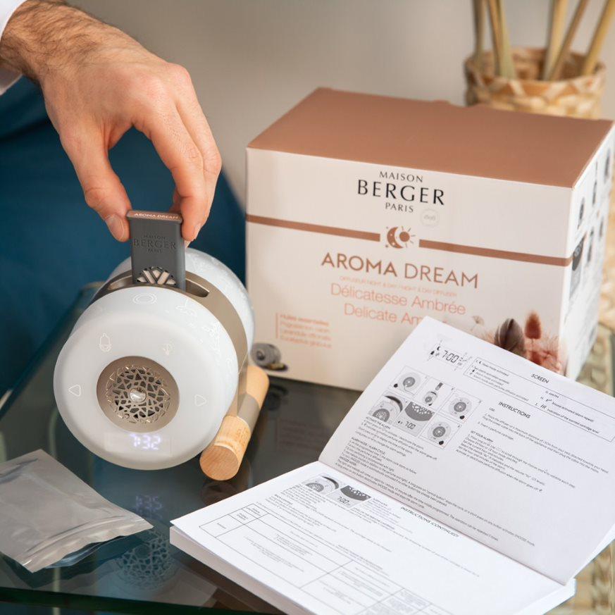 Sada elektrický Difuzér s budíkem Night & Day + kapsle Aroma Dream – Jemná ambra