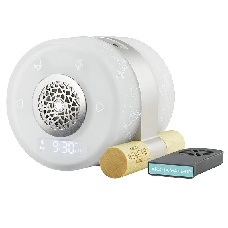 Sada elektrický Difuzér s budíkem Night & Day + kapsle Aroma Wake Up – Lesní vánek