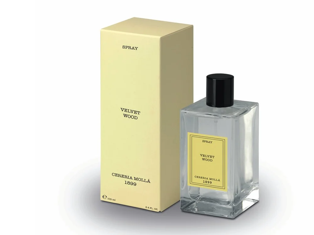 Vůně do bytu ve spreji Velvet Wood, 100 ml