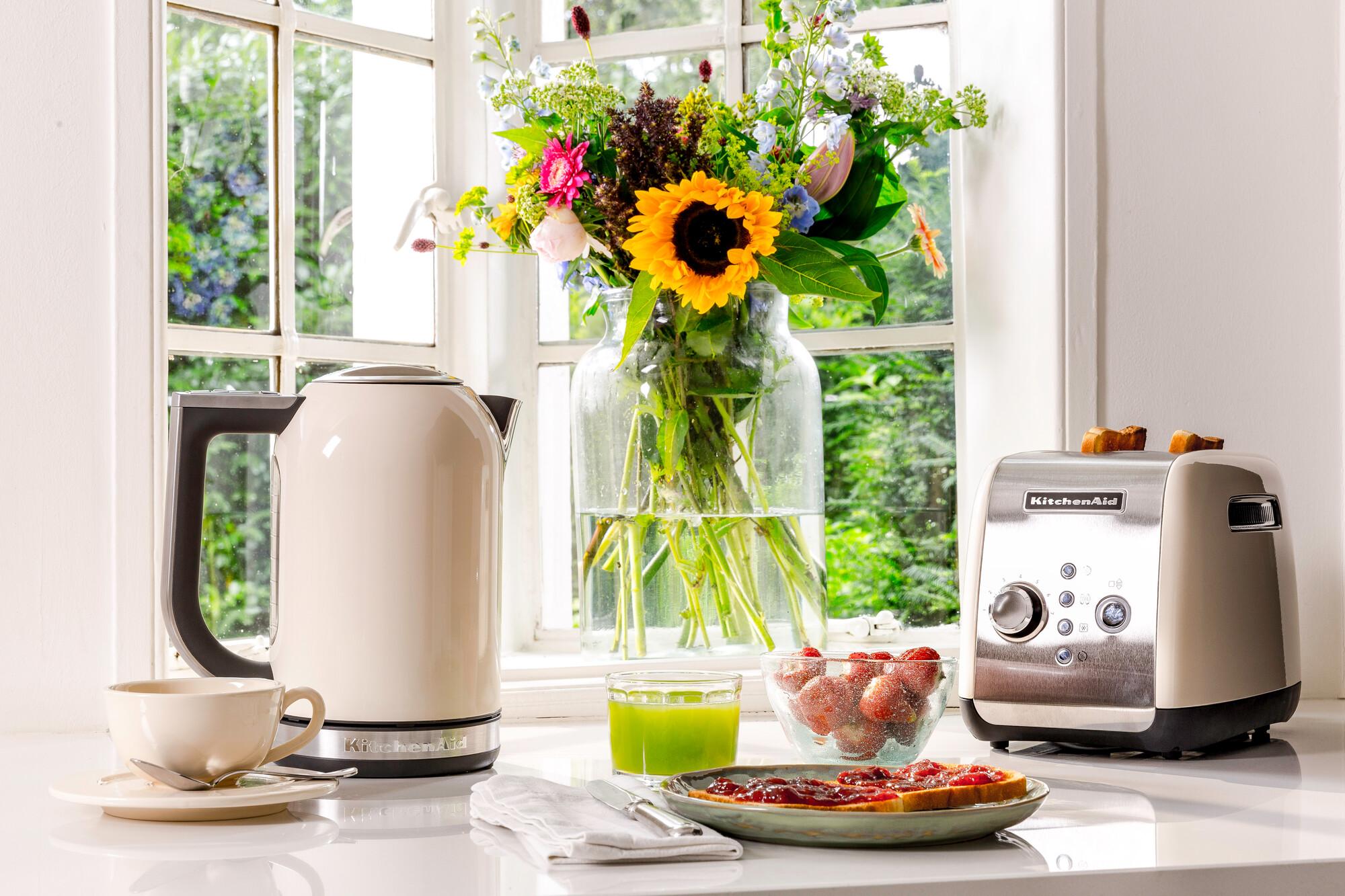 KitchenAid P2 Rychlovarná konvice 1,7l 5KEK1722 