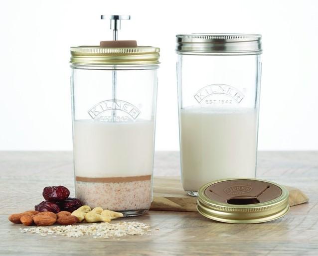 Sada na výrobu rostlinného mléka, 2 x 0,5 l