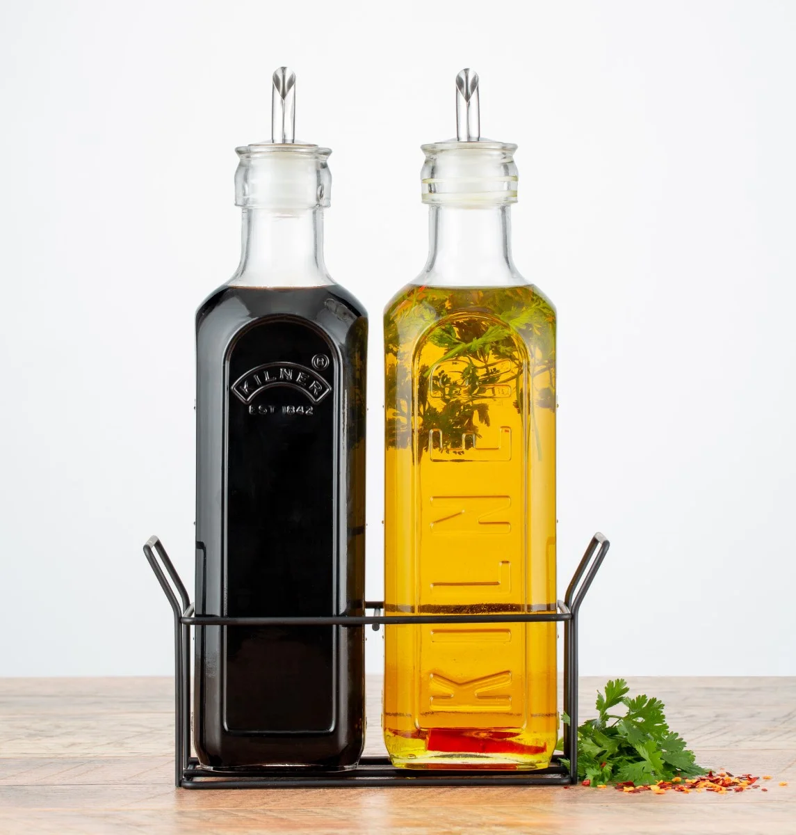 Kilner_Set_of_2_Oil_Bottles_and_Metal_Rack (Vlastní)