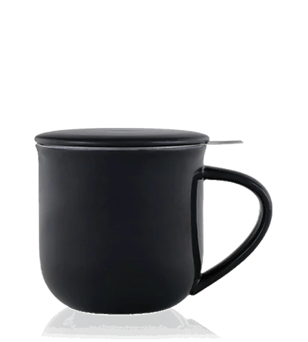 Porcelánový hrnek na čaj Minima Eva s nerezovým filtrem, 0,38 l, tmavě modrý