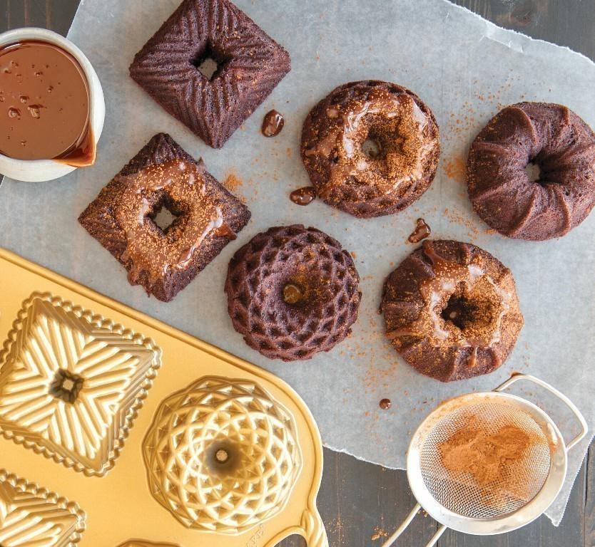 NW Mini bábovky Premium gold plát se 6 formičkami 3,5 cup zlatá