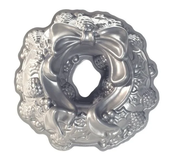 Forma na bábovku Sváteční věnec, stříbrná, 2,1 l