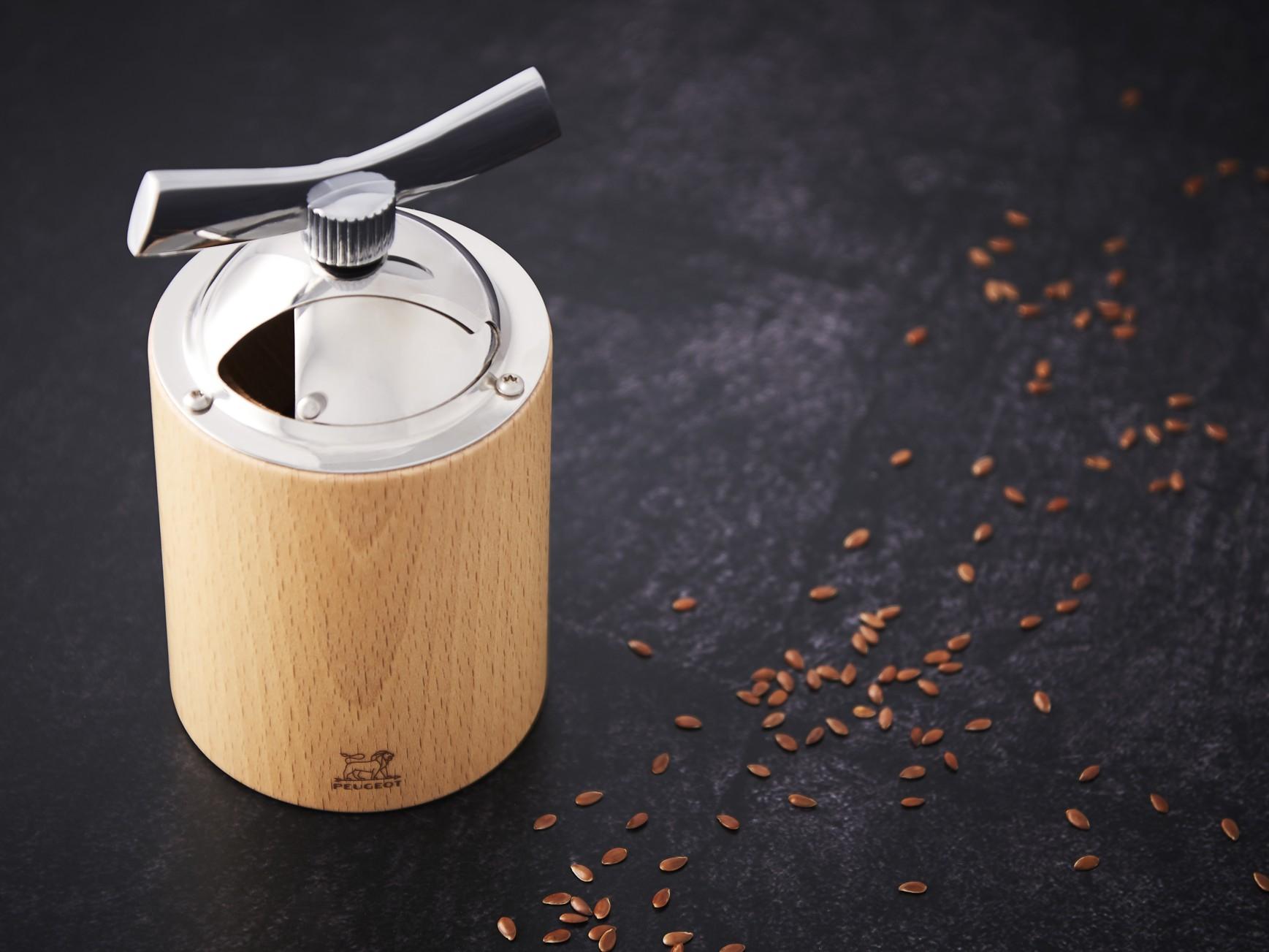 Mlýnek na lněné semínko Isen, 13 cm + nerezová lžička a kartáček