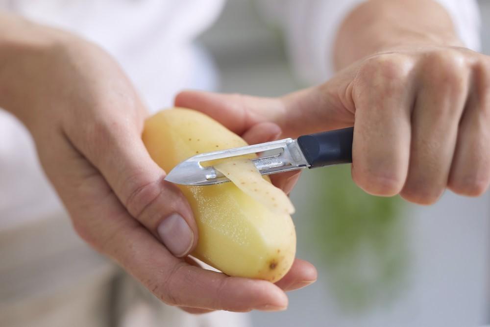 Škrabka Essentiels N°312, 6 cm, modrá