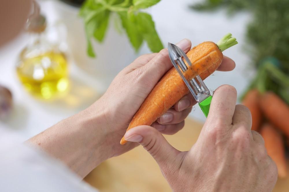 Škrabka Essentiels N°312, 6 cm, modrá