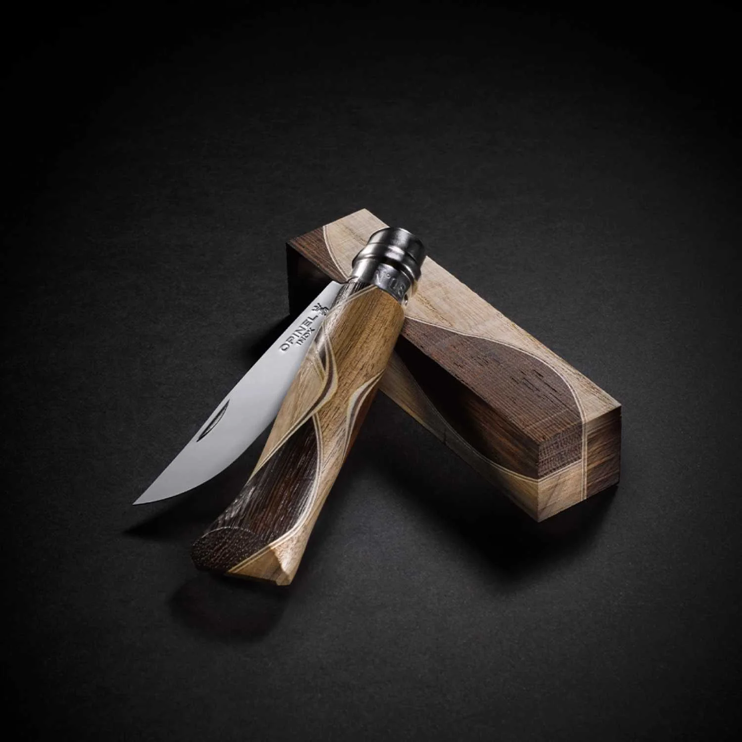 VRI_N°08_Inox_Chaperon_life1