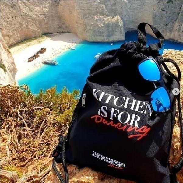 Young Monarch KIFD Stahovací batůžek s potiskem P&P