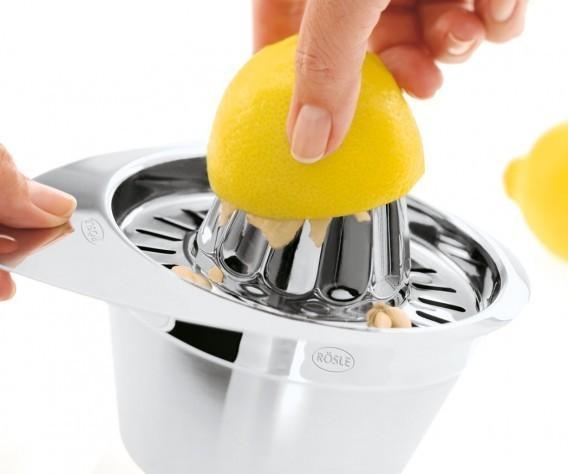 Rösle odšťavňovač citrusů 16 cm nerez