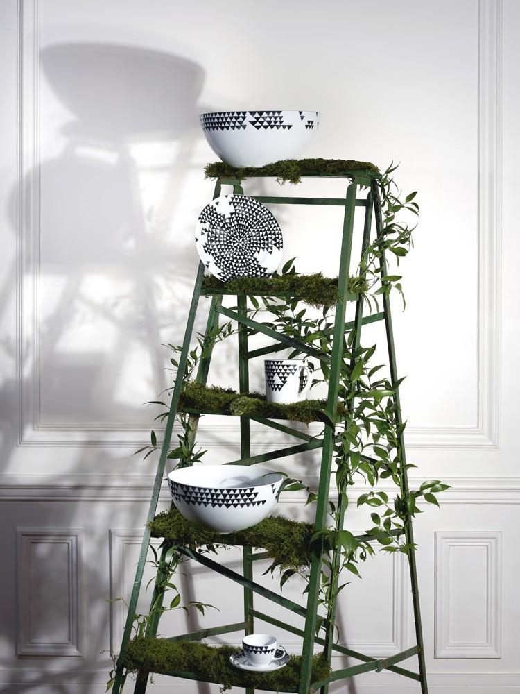 RS Magic Garden Black Seeds Hrnek s uchem 0,38l