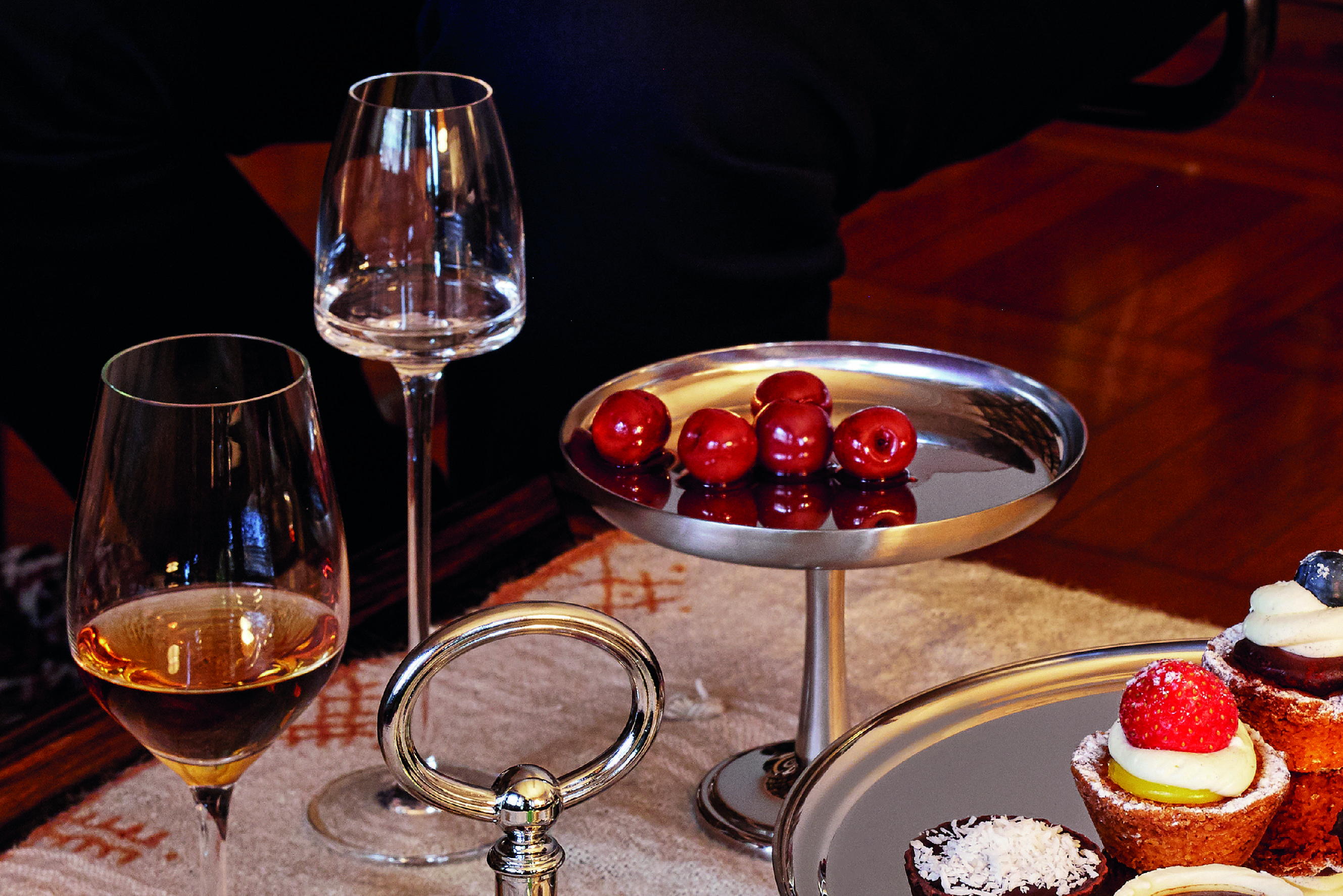 Sambonet Elite mísa na noze na ovoce 13,8 cm nerezová lesklá