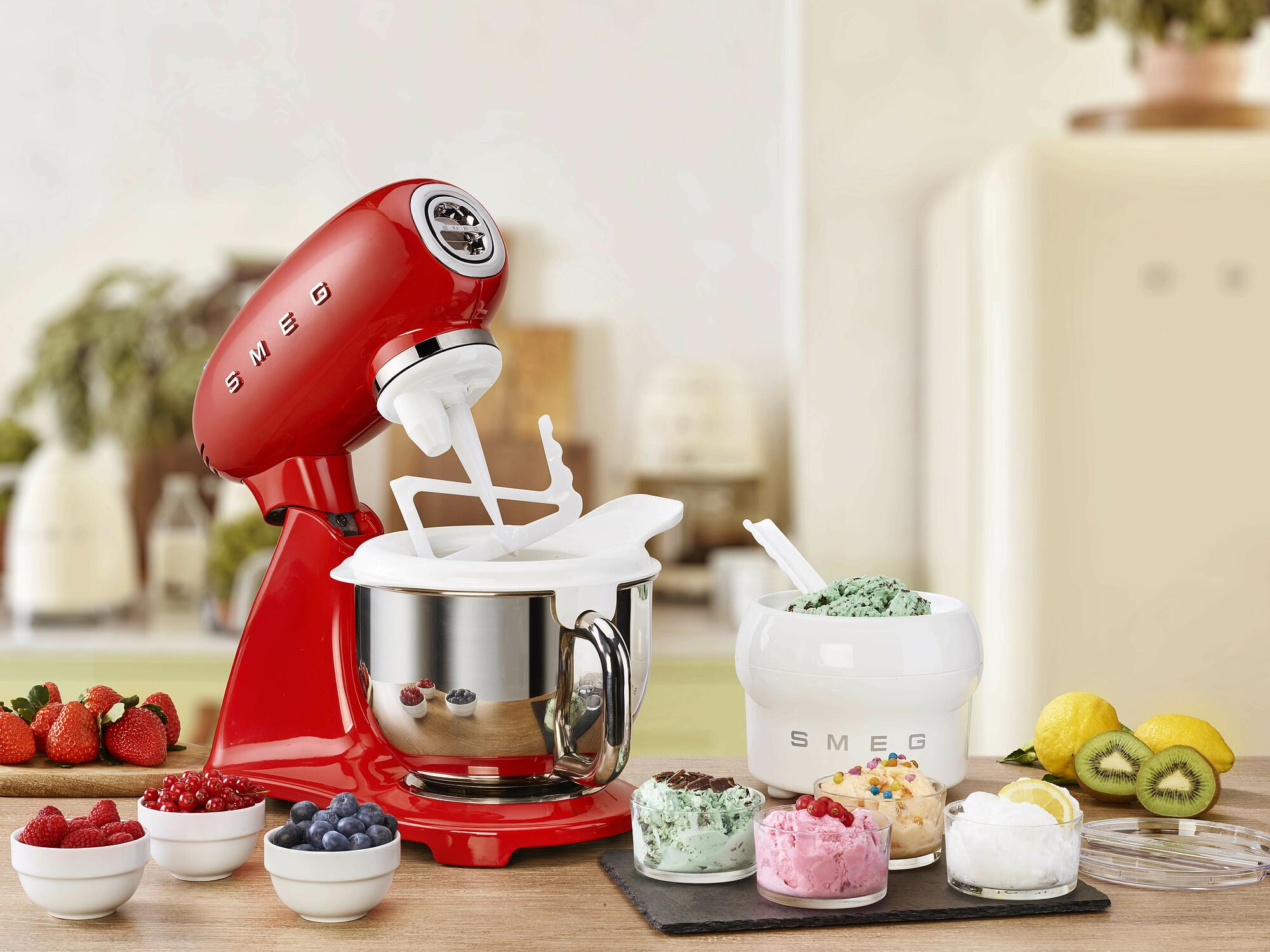 Kuchyňský robot 50's Retro Style, SMF03, černá