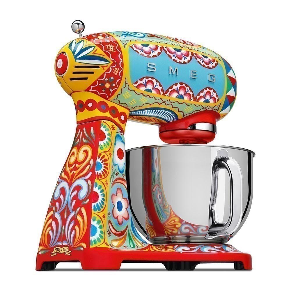 SMEG Dolce&Gabbana kuchyňský robot s nerezovou miskou 4,8 l s potiskem 