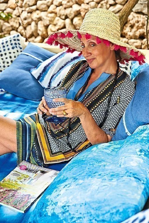 V&B Boston coloured Pohár na bílé víno blue