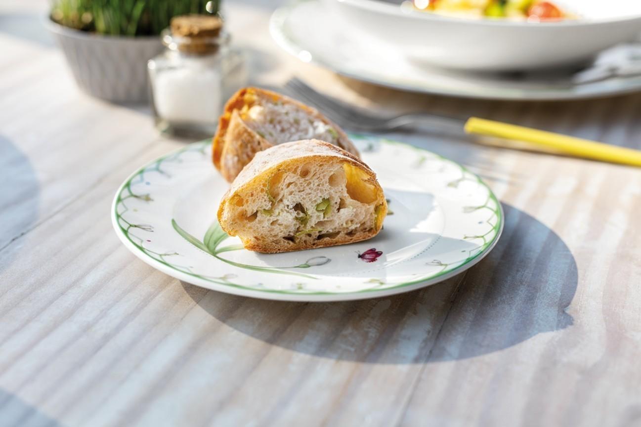 V&B Colourf.Spring Pečivový talíř