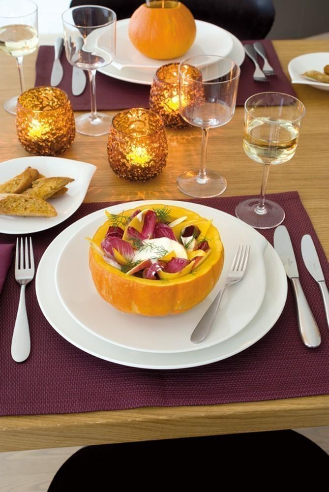 V&B Flow Talíř chlebový 20x17cm