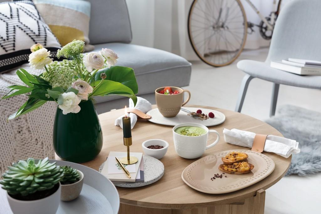 V&B it’s my moment Hrnek Almond straight (EOL)