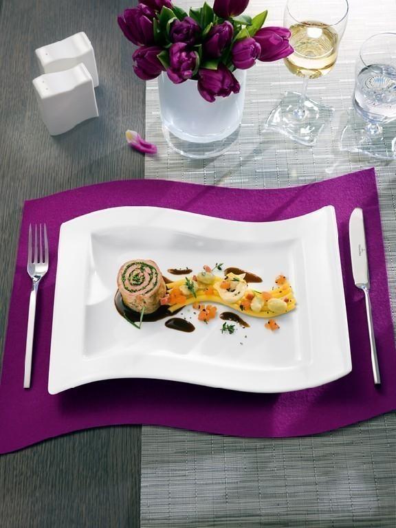 V&B NewWave Talíř servírovací 33x24cm