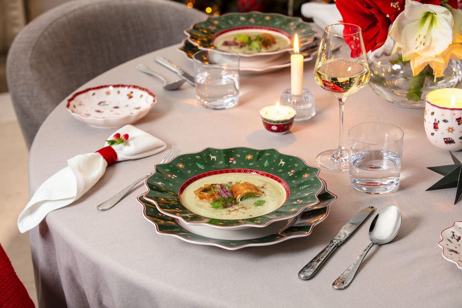 Hluboký talíř Toy’s Delight, Ø 26 cm, zelená