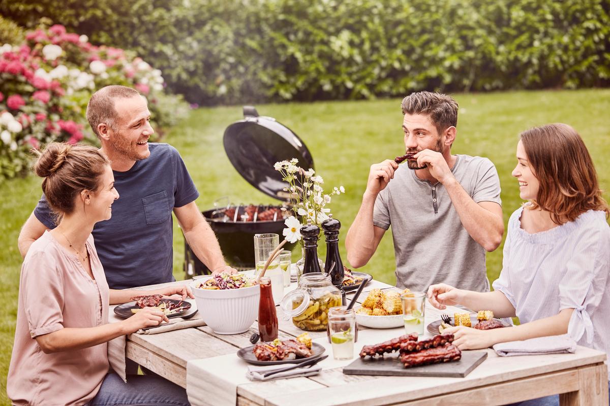 WEBER Master Touch GBS C 5750 gril na dřevěné uhlí 57 cm Slate Blue (EOL)