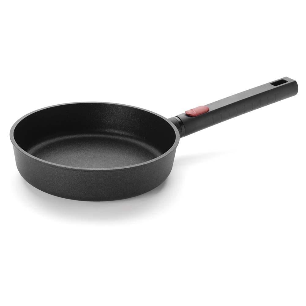 Nepřilnavá pánev Logic XR s odnímatelnou rukojetí, Ø 20 cm