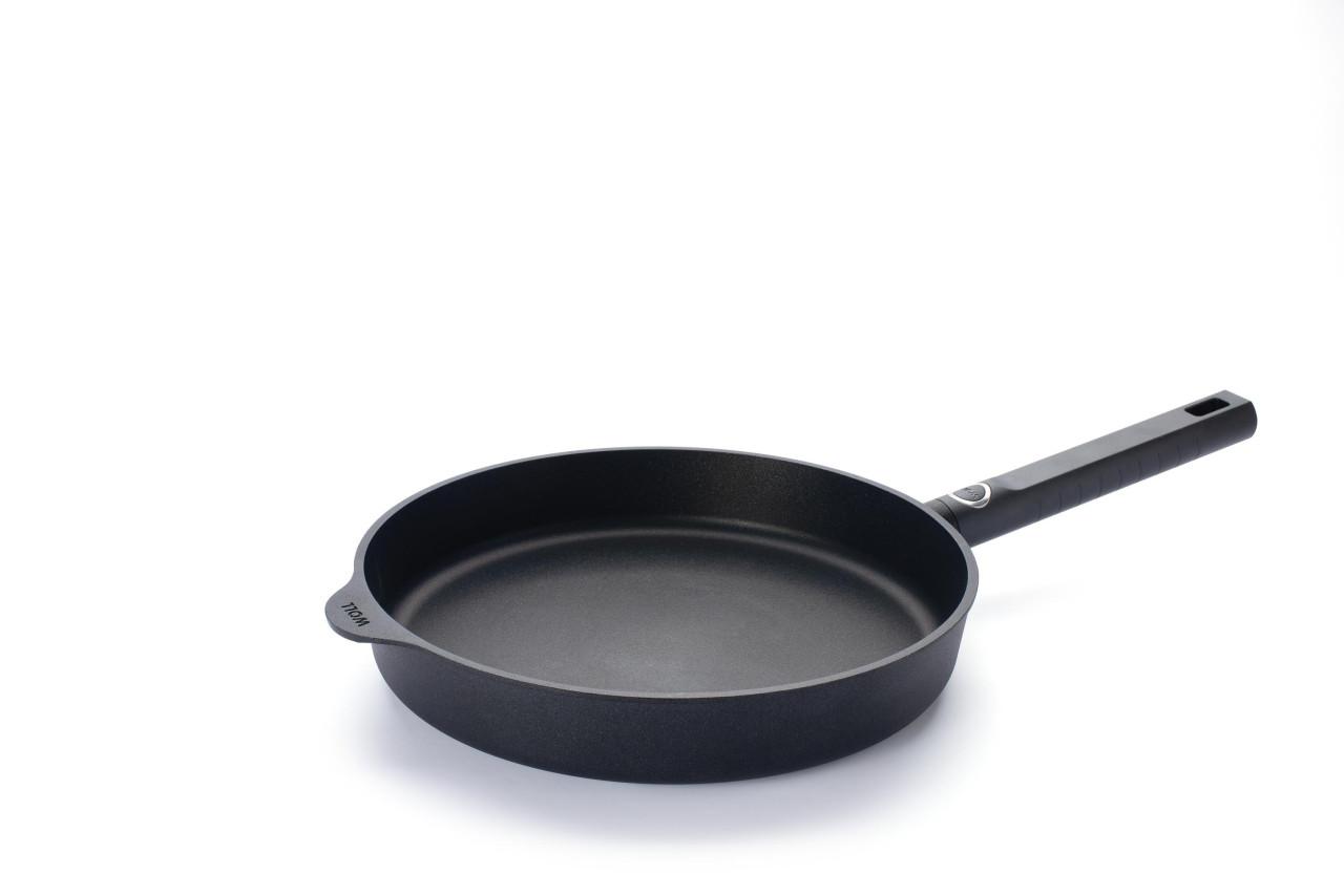 WOLL Logic XR IND pánev 28x5 cm pevná rukojet´ (EOL)