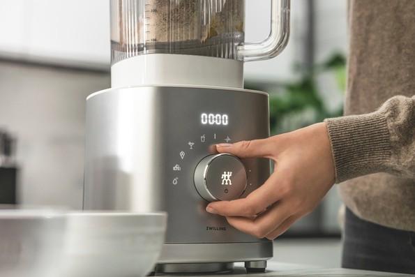 Mixér Enfinigy, 1,8 l, stříbrný