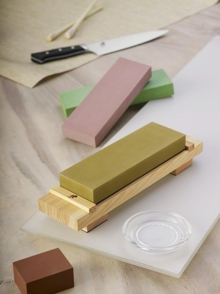 Zwilling MIYABI Toishi Pro brusný kámen zrnitost 1000