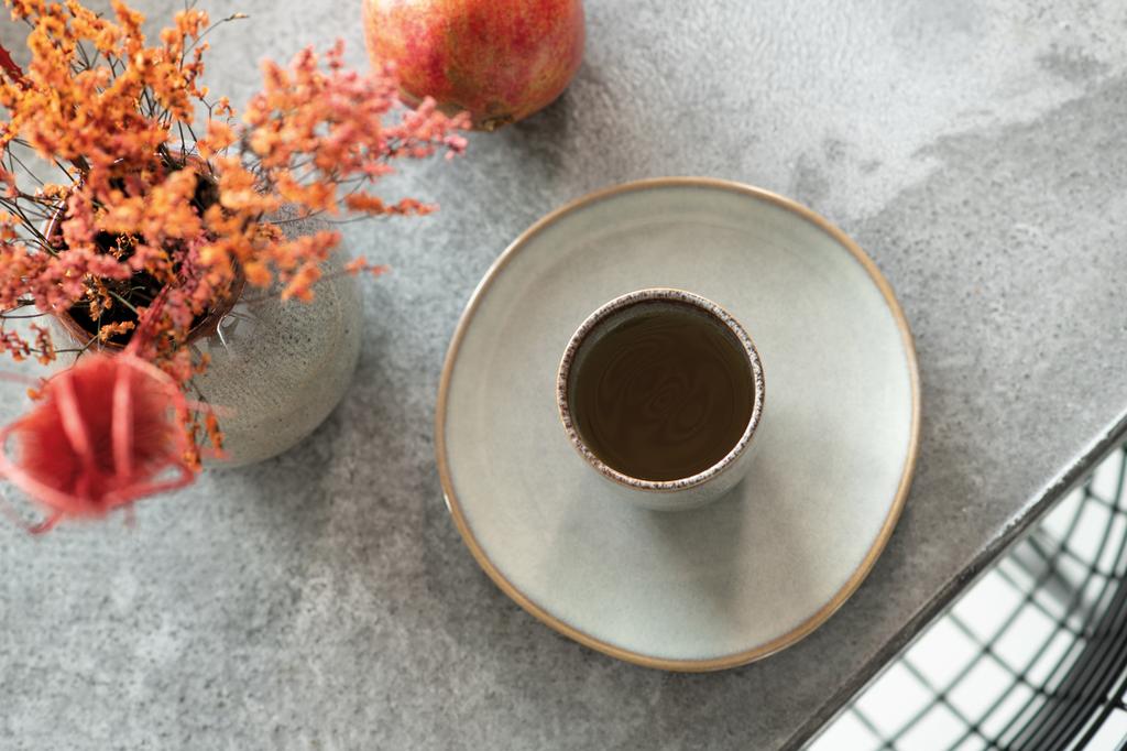 V&B Lave beige Hrnek béžový