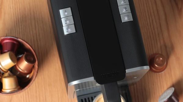 Kávovar na kapsle Viva Elegante, matná stříbrná