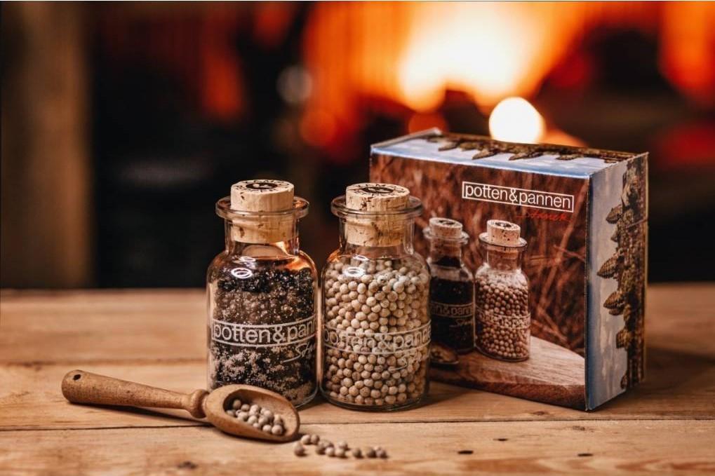 Dárková sada Kampotských pepřů 120 g, fermentovaný (50 g) a bílý (70 g)