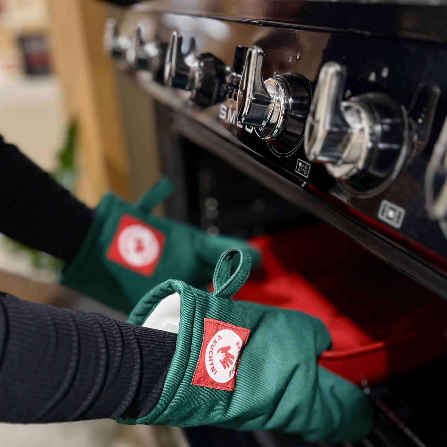 Kuchyňská chňapka Bezpečně v kuchyni, zelená