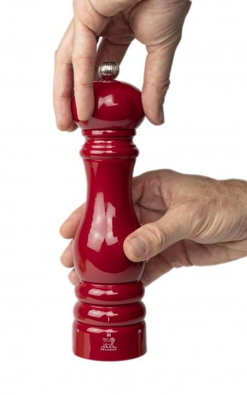 Mlýnek na pepř Paris, u´Select, vášnivě červená, 22 cm