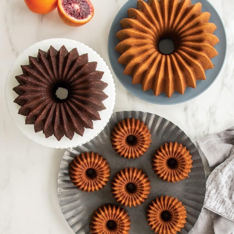 NW mini bábovky Brilliance plát se 6 formami zlatá 5 cup