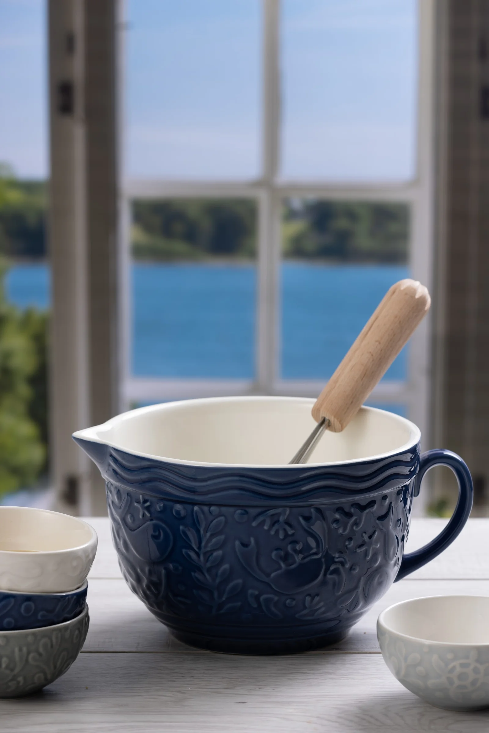 Mason Cash_Nautical Batter Bowl_2002.158 (Vlastní)