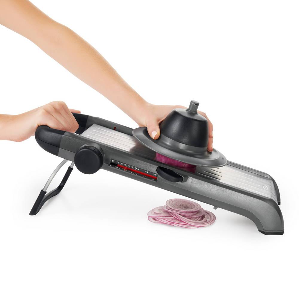 OXO Good Grips kráječ s různými nástavci