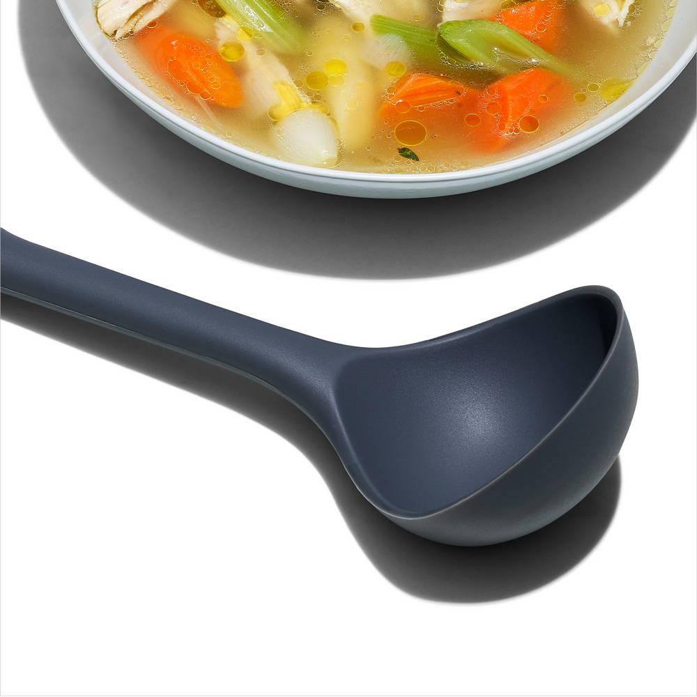 OXO Good Grips silikonová naběračka černá