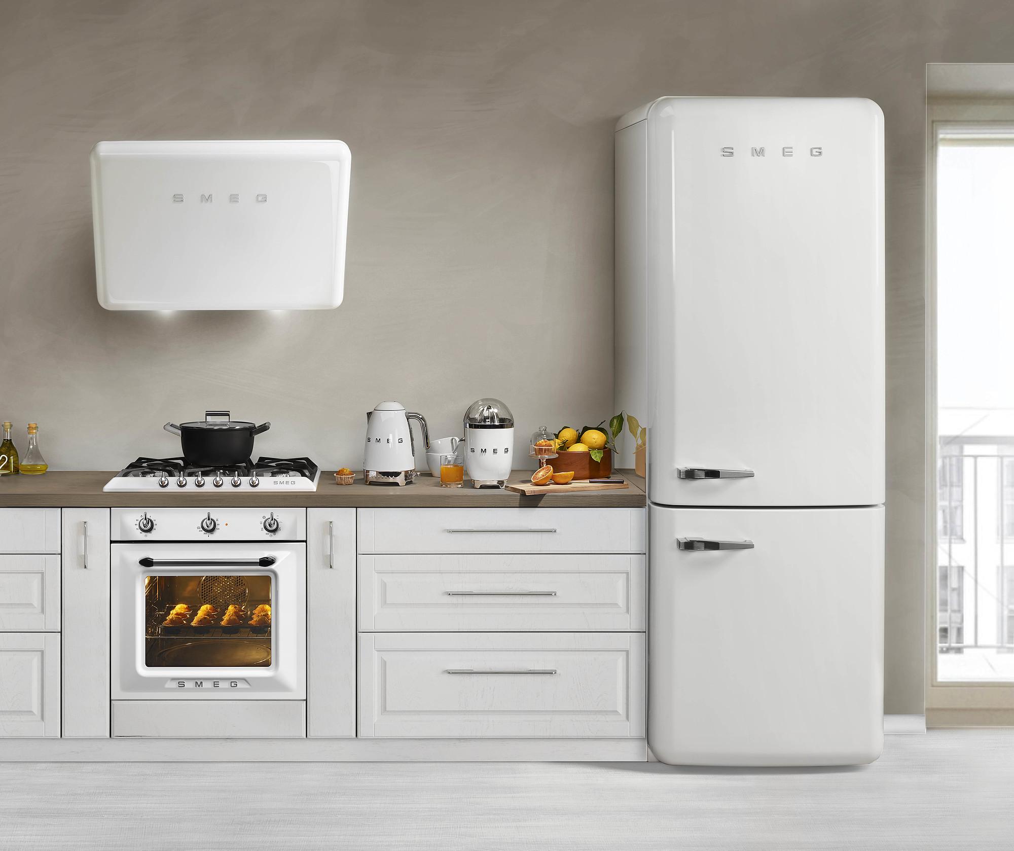 Vestavná horkovzdušná trouba Victoria SF6905, parní čistění, nerezová