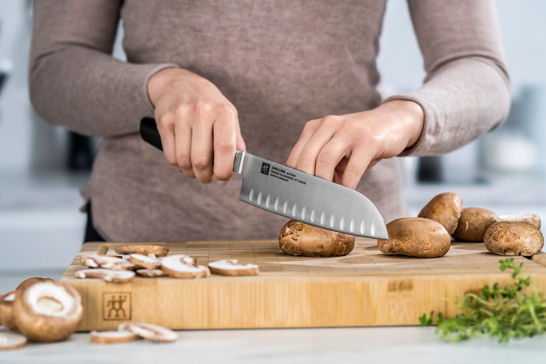 Santoku nůž s výbrusem All * Star, 18 cm, stříbrné logo