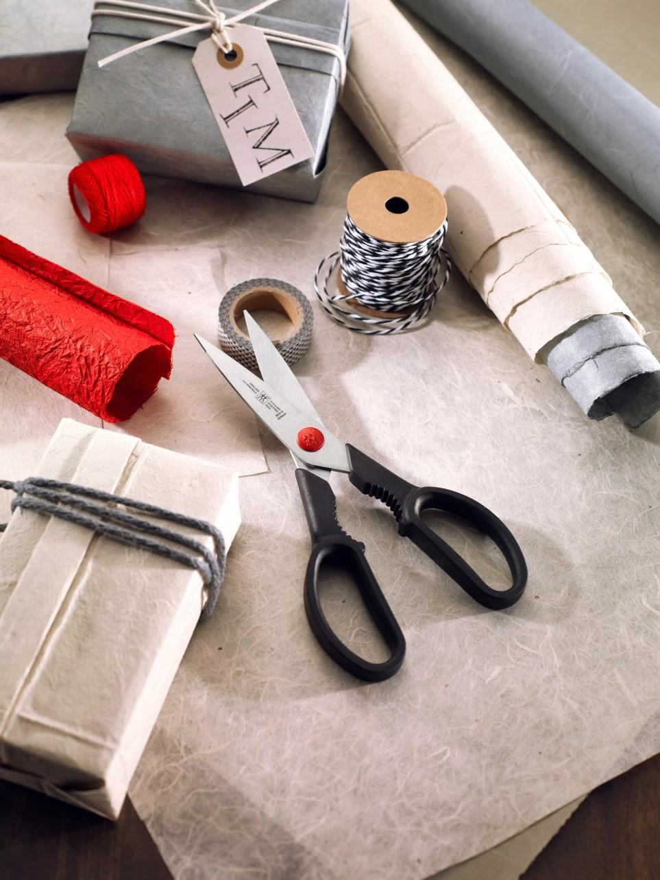 Blok s noži, ocílkou a nůžkami All * Star, 7 ks