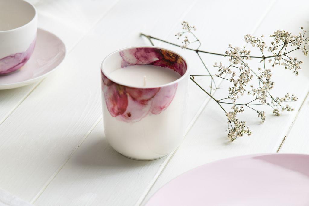 Vonná svíčka Rose Garden Home, s vůní Velvet Rose, 280 ml