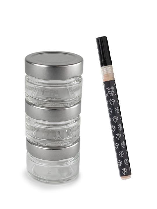 Peugeot Maestro 3 prázdné dózy + tužka