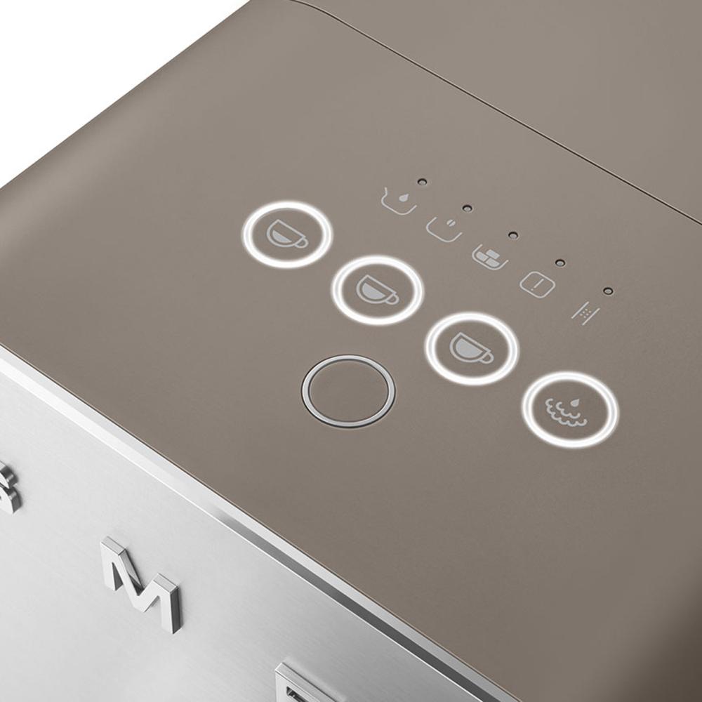 SMEG Automatický kávovar na cappucino 19 barů / 1,4l (EOL)