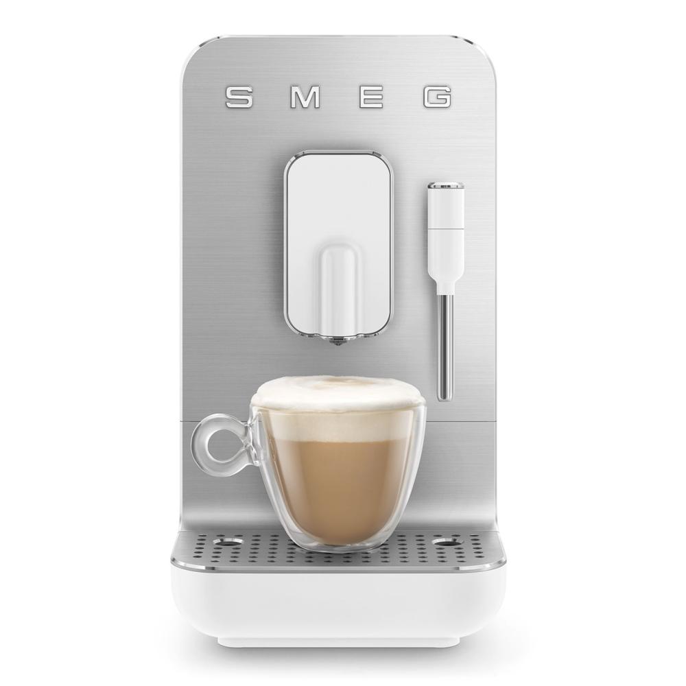 SMEG Automatický kávovar na cappucino 19 barů / 1,4l (EOL)