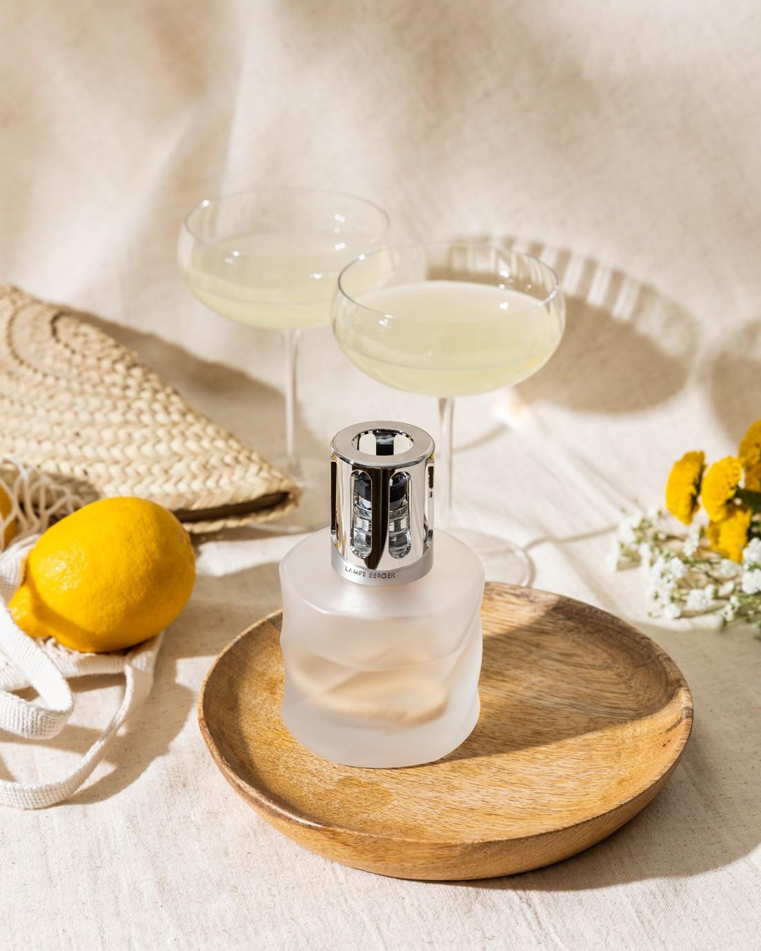 Katalytická lampa Spirale frosted + náplň Náplň proti komárům, 250 ml