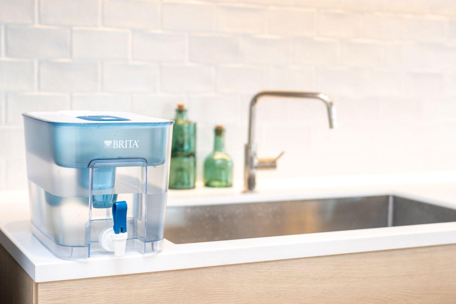 Filtrační zásobník na vodu Flow, 8,2 l