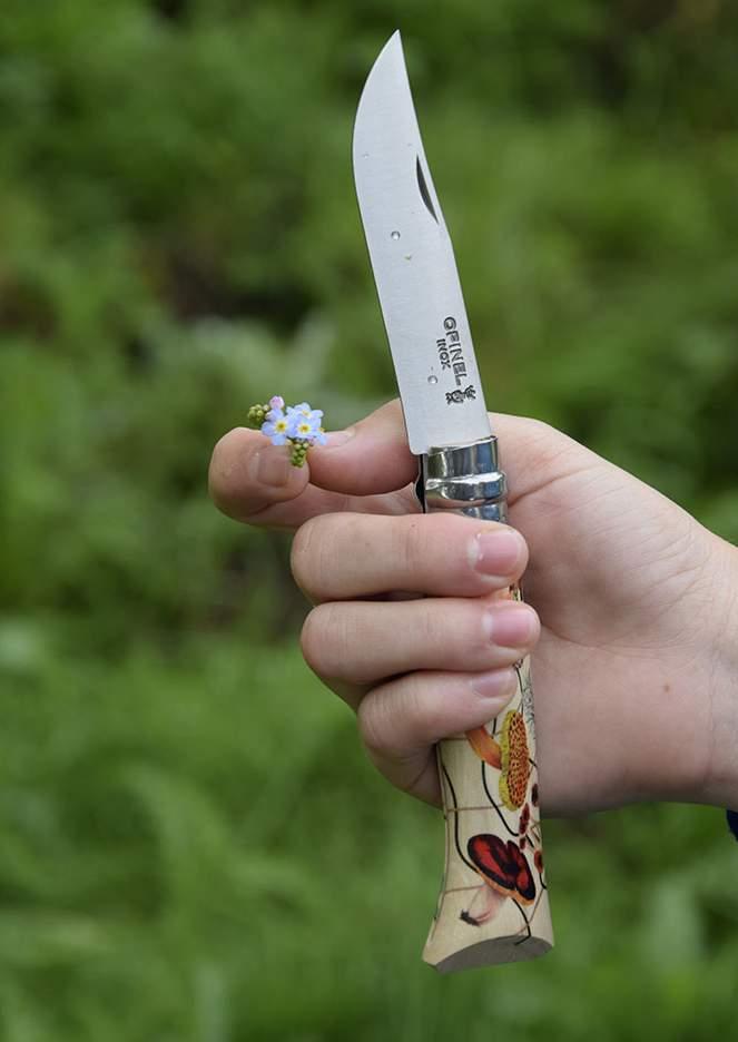 Zavírací nůž VRI N°08 Inox Romy Gonzalez, 8,5 cm – limitovaná edice 2024